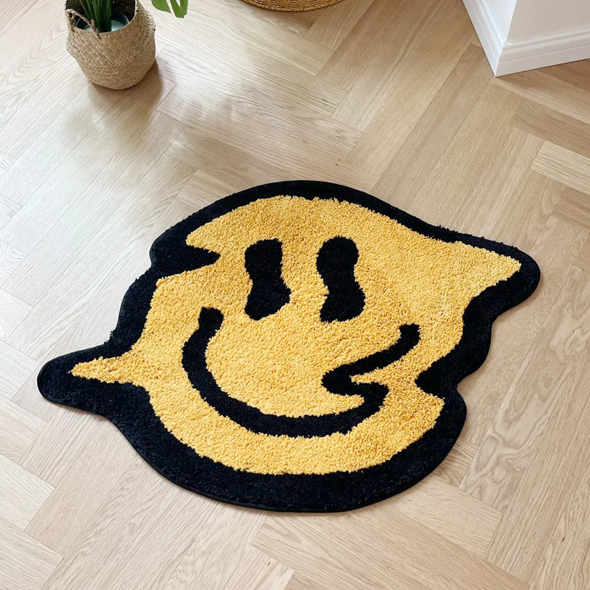 Trippy Smiling Tufted Rug